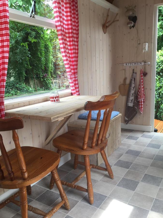 De Akker, Unieke Overnachting In Pipowagens! Ommeren Екстериор снимка
